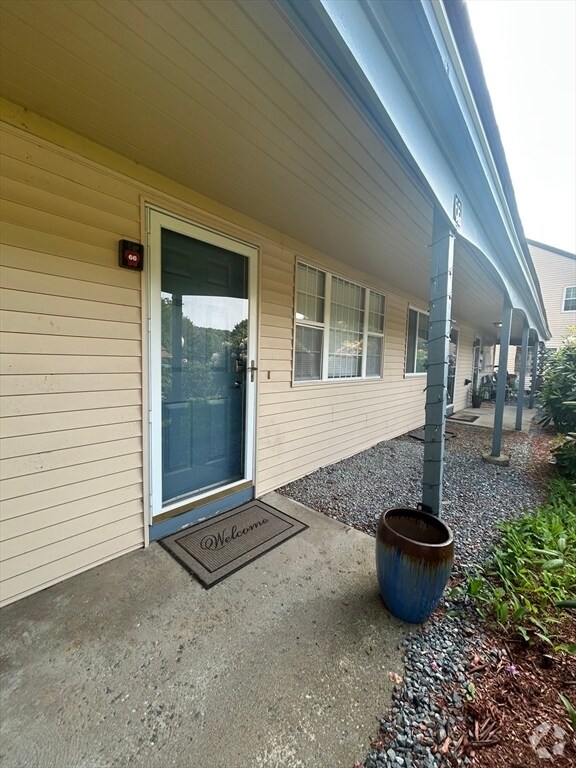 Building Photo - 66 Kennedy Dr