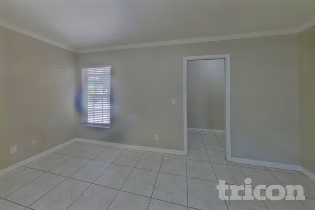 Building Photo - 14314 Ravenwood Ln