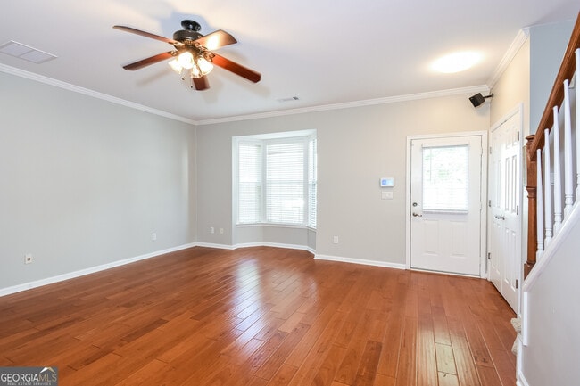 Building Photo - 9155 Nesbit Ferry Rd