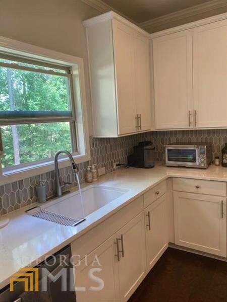 Foto del edificio - 1846 Hamilton Lake Pkwy