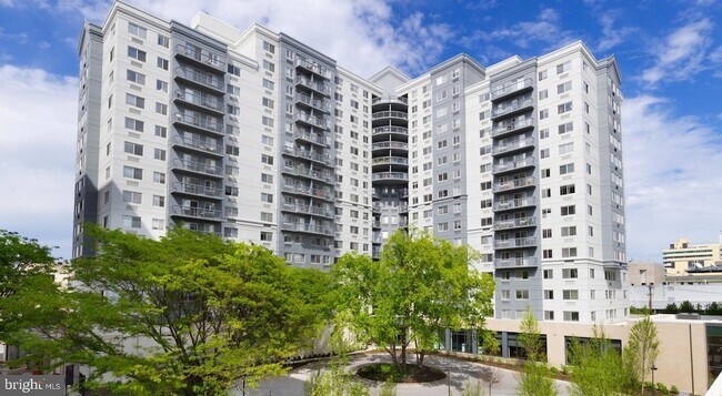 Foto del edificio - 450 N 18th St