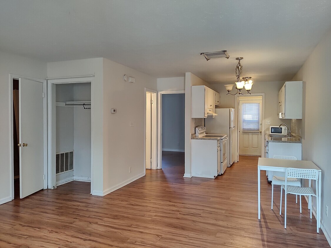 Foto principal - 110 Horizon River Dr