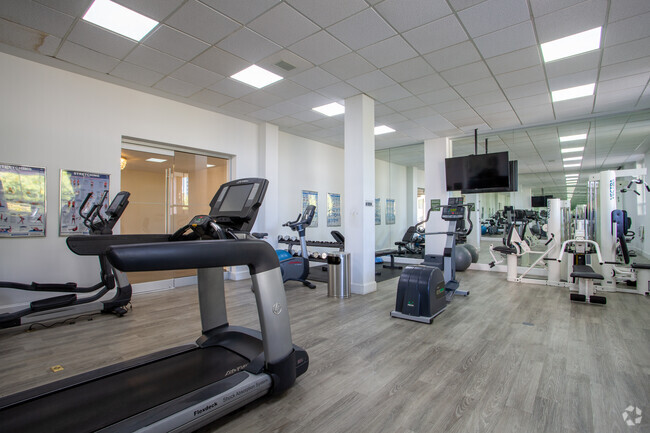 Fitness Center - 10401 Wilshire - PENTHOUSES AVAILABLE