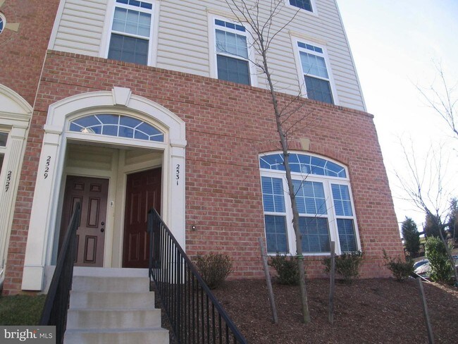 Building Photo - 2531 Eastbourne Dr