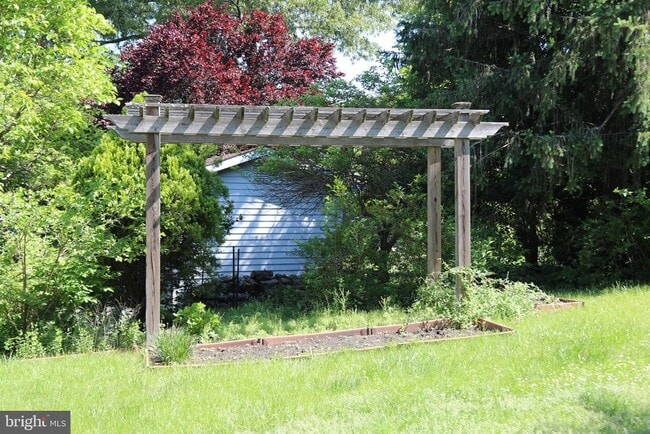 Foto del edificio - 1408 Pride Tree Cir