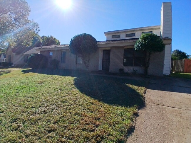 Building Photo - Nice Home For Rent In The Raleigh Area
