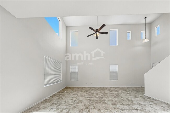 Foto del edificio - 17238 W Maui Ln