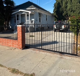 2 BedRm 1 Bad - 442 W Sepulveda St