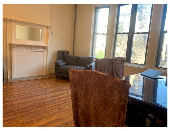 Foto del edificio - 4 Washington Ter