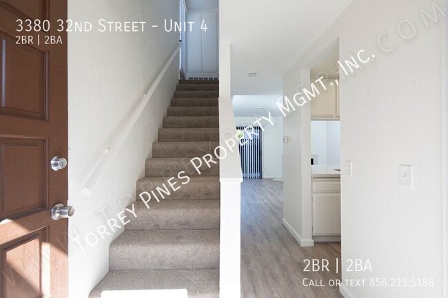 Building Photo - 2 bed, 1.5 bath Town Home in North Park! W...