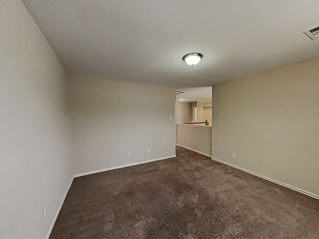 Foto del edificio - 2425 Evergreen Dr