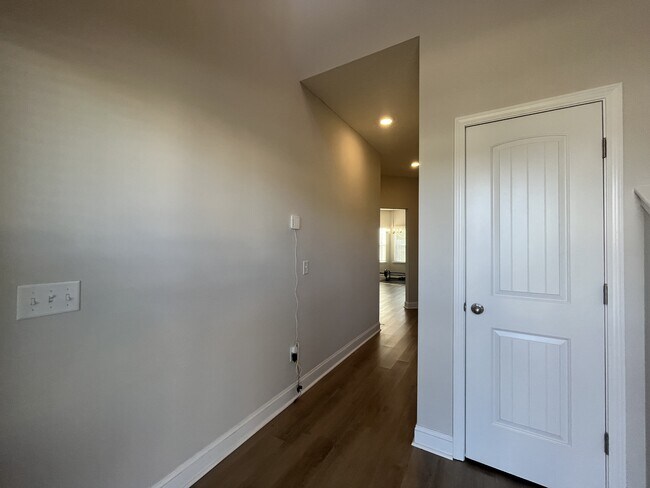 Foto del edificio - 1211 Grayson Ave