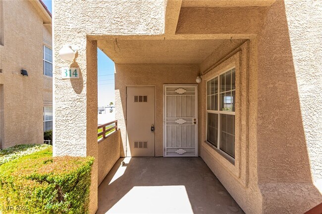Building Photo - 520 Arrowhead Trail