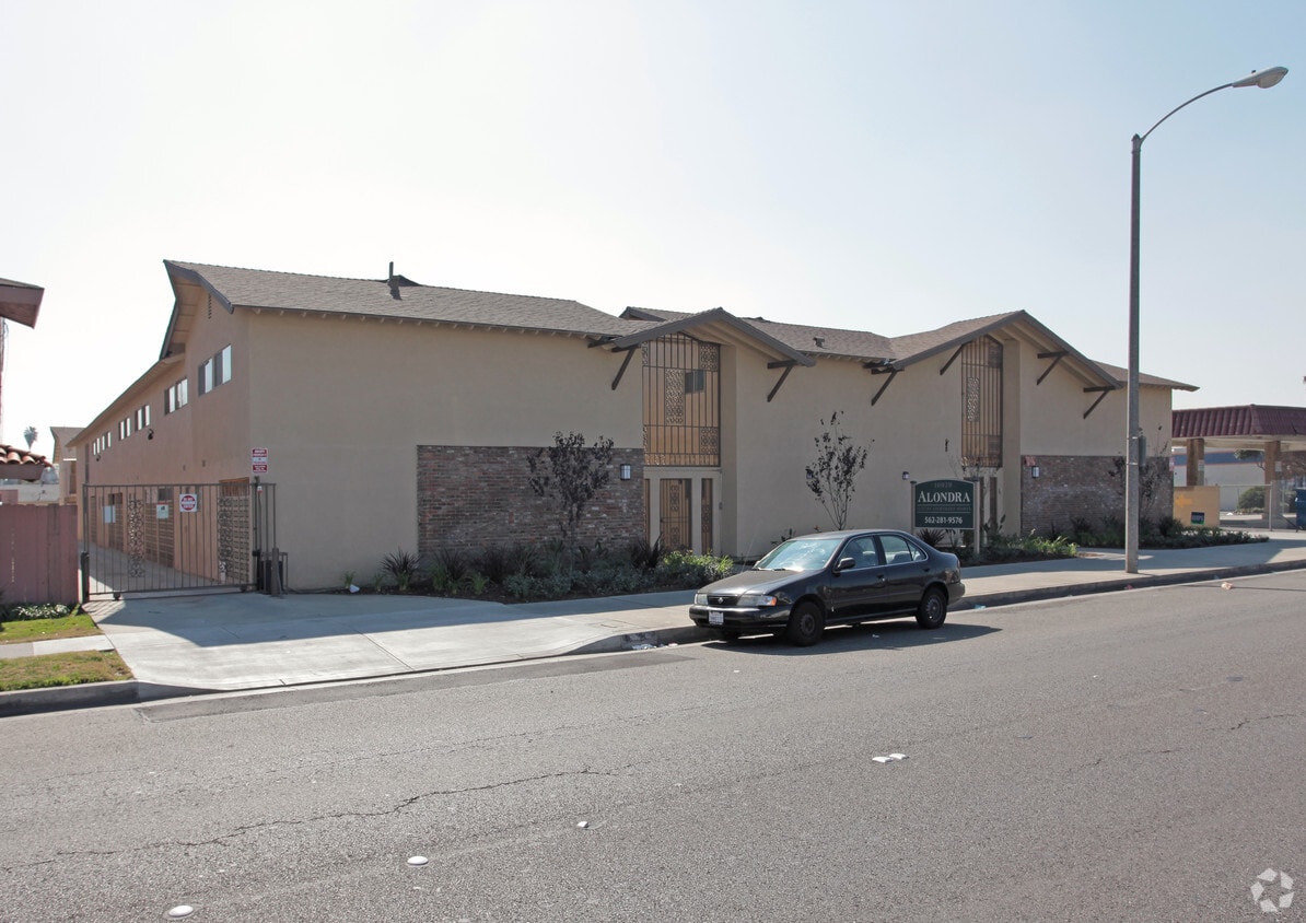 Alondra Luxury Apartments Apartments in Bellflower, CA