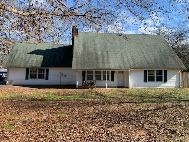 Primary Photo - 255 Metaire Ln