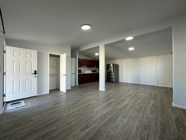 Building Photo - 99-741 Hulumanu St