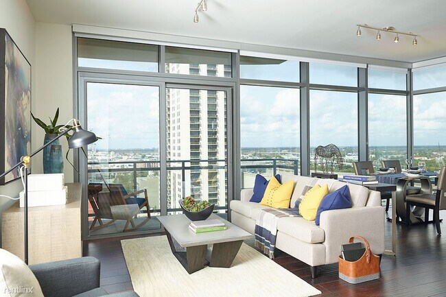 Building Photo - 1 br, 1 bath Condo - 2300 Wolf St