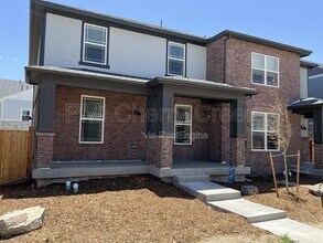 Building Photo - 741 N Tempe St