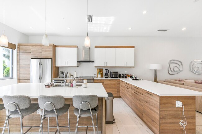 Foto del edificio - 4030 NW 18th Way