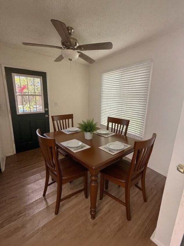 Building Photo - 4714 W 152nd St