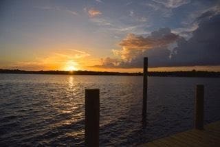 Foto del edificio - 631 Nelson Point Rd