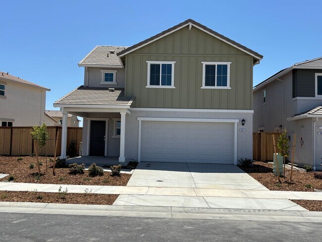 Building Photo - Brand new 4 Bedroom Smart Solar Home in Am...