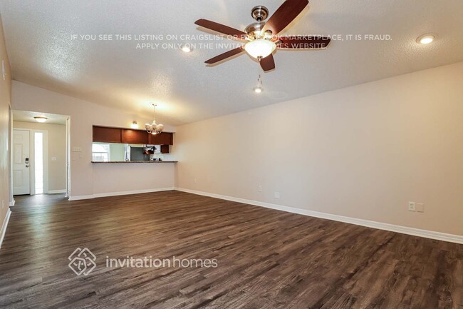 Building Photo - 637 Timber Bay Cir E