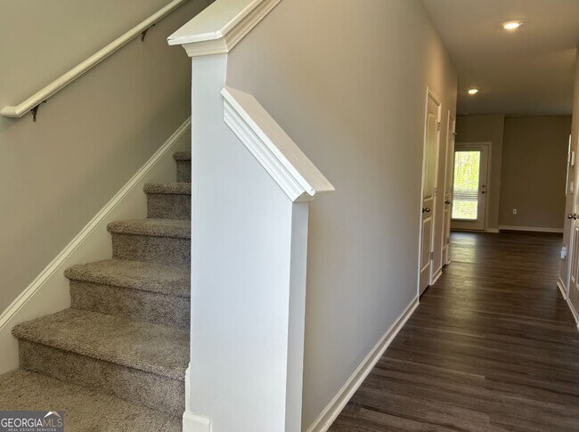 Foto del edificio - 18 Silverbell Ln NW