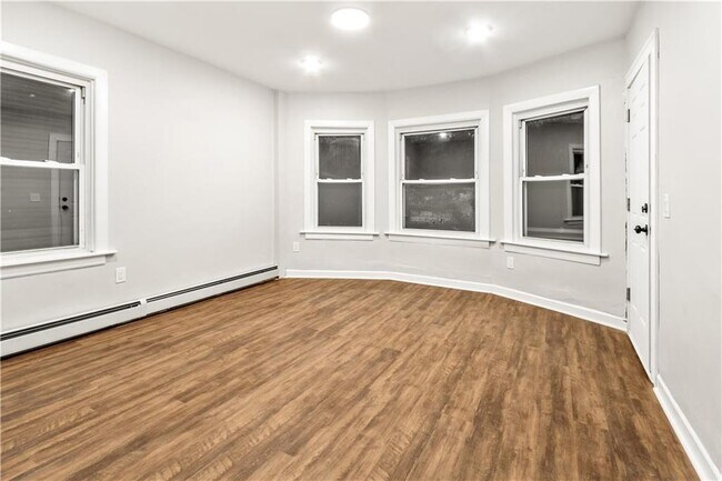 Foto del edificio - 538 Power Rd