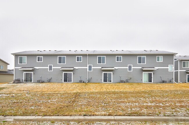 Foto del edificio - 211 NW Greenway Pl