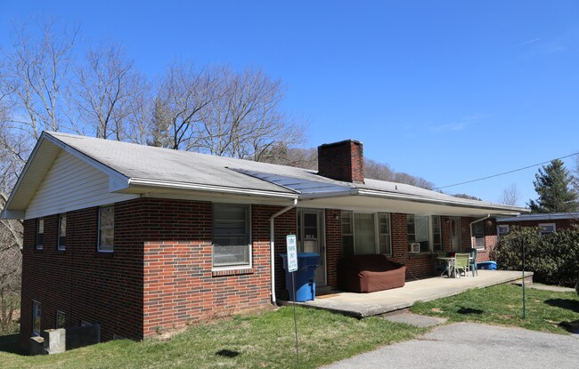 Foto del edificio - 1399 North Carolina Hwy 105 Bypass