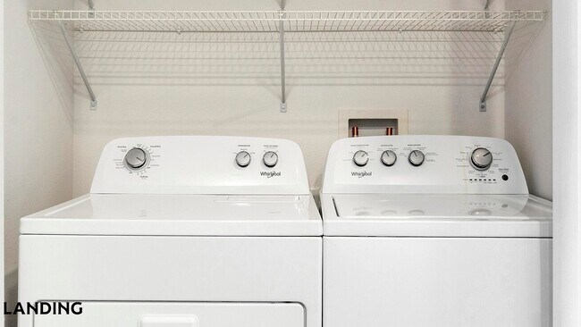 Foto del edificio - 185 Polaris Pointe