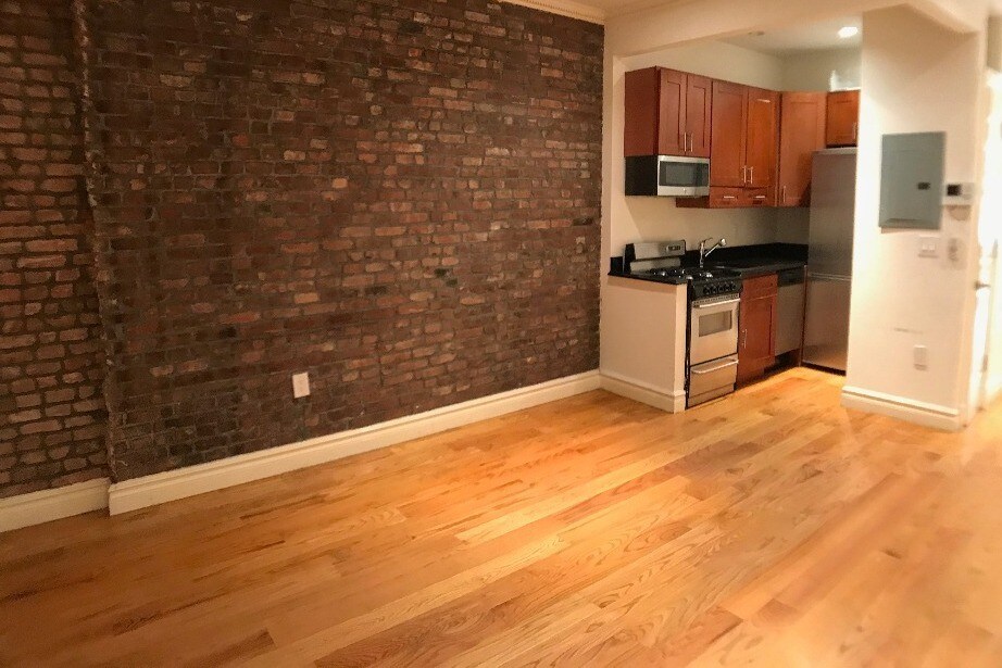 Foto principal - 653 9th Ave