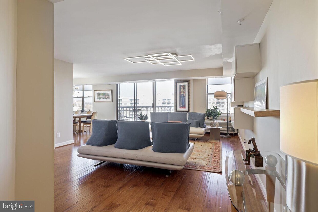 5000 Battery Ln Unit 804, Bethesda, MD 20814 Room for Rent in