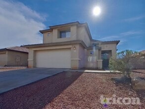 Building Photo - 10791 W Rio Vista Ln