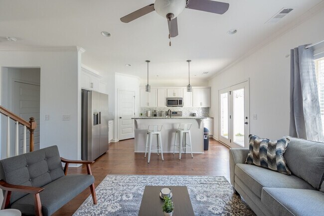 Foto del edificio - 3319 Old Hickory Blvd