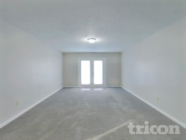 Foto del edificio - 1334 Grand Canyon Cir