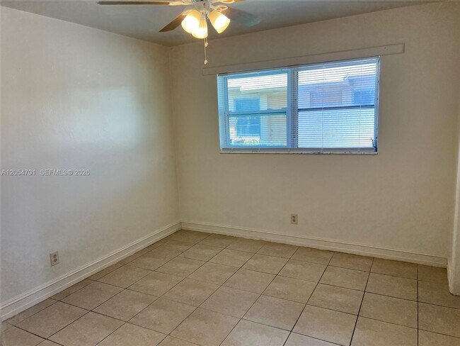 Building Photo - 2910 NW 92nd St