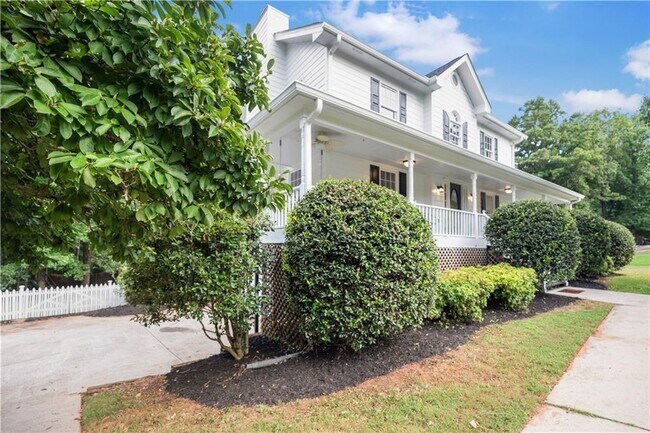 Foto del edificio - 328 Deerwood Dr