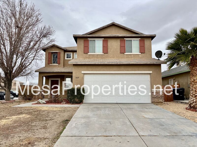 Foto principal - 13691 Braidwood Ct