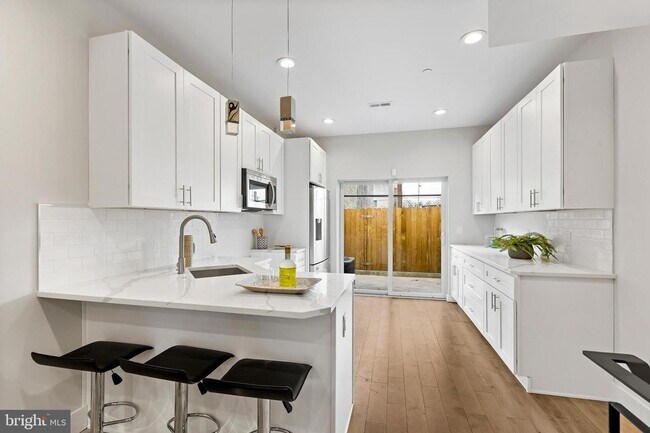 Foto del edificio - 2154 N Fairhill St