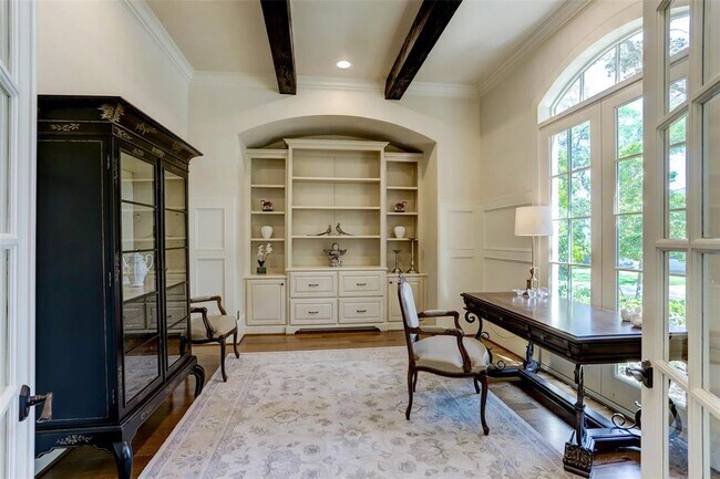 Building Photo - 5666 Cedar Creek Dr