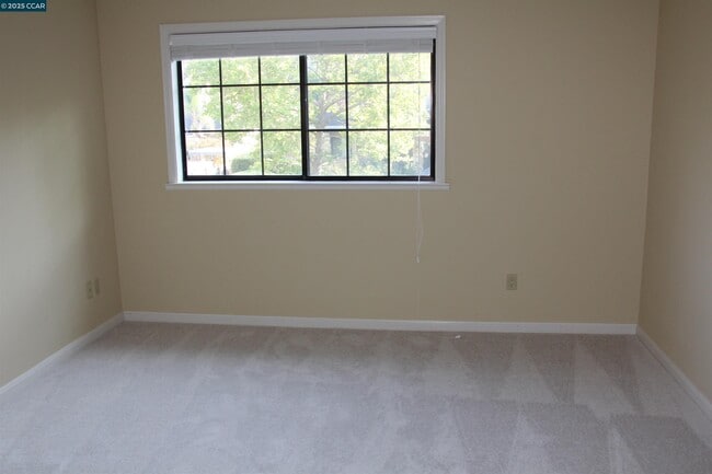 Building Photo - 4106 Quail Run Dr