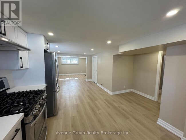 Building Photo - 69 McAllister Rd