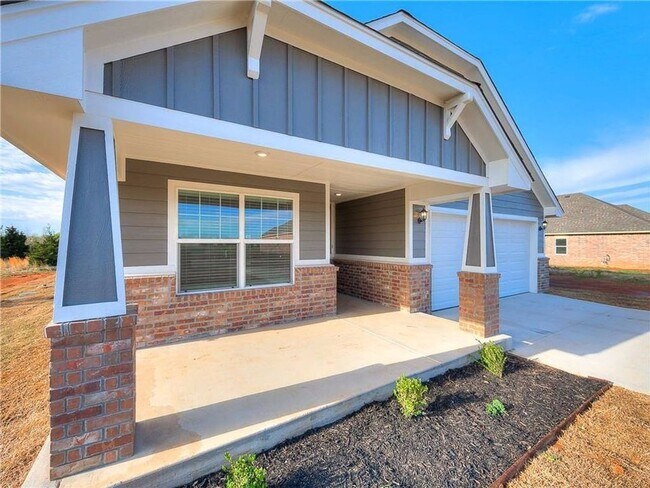 Foto del edificio - Beautiful 3/2 on a .56 acre lot!