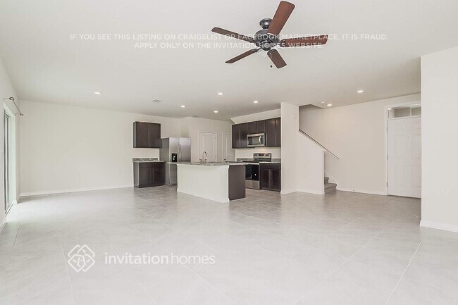 Foto del edificio - 7735 Cypress Walk Dr