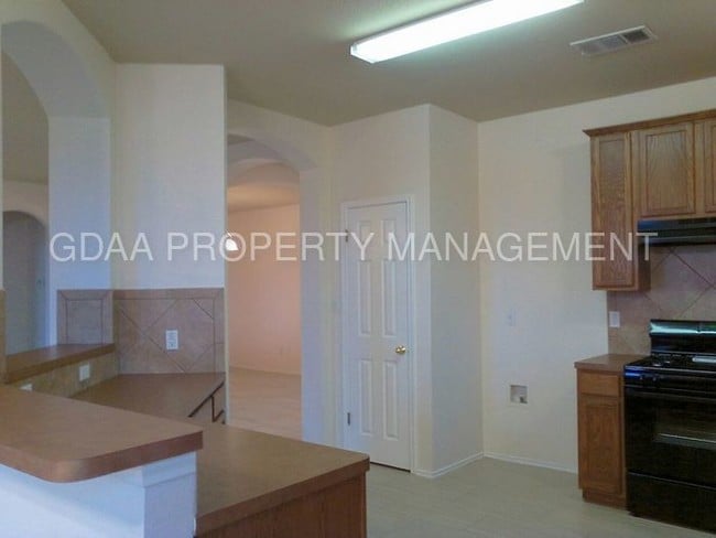 Building Photo - 13449 Breezy Meadow Ln