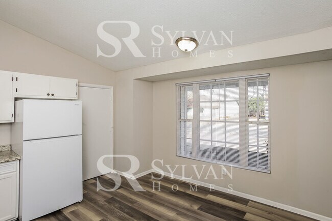 Foto del edificio - Enjoy living the good life in this 3 bedro...