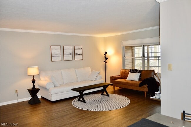 Building Photo - 1306 Fox Run Ct