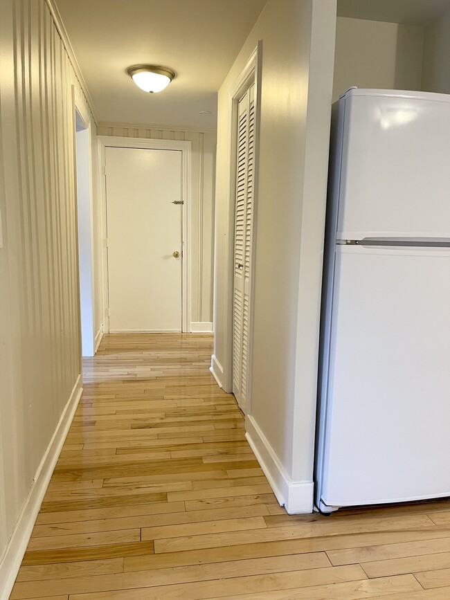 Hallway - 20 Boylston St